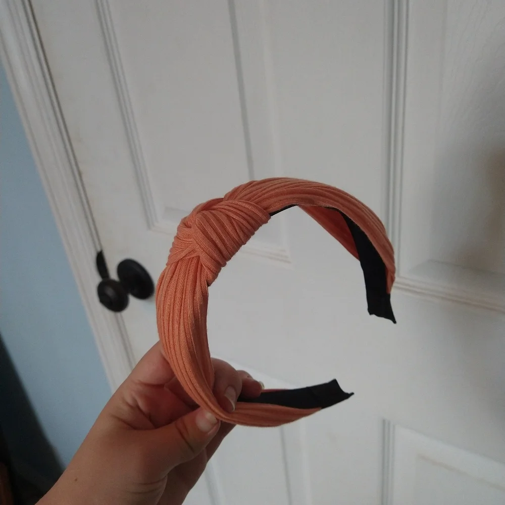 Peach colored headband - Picture 1 of 3